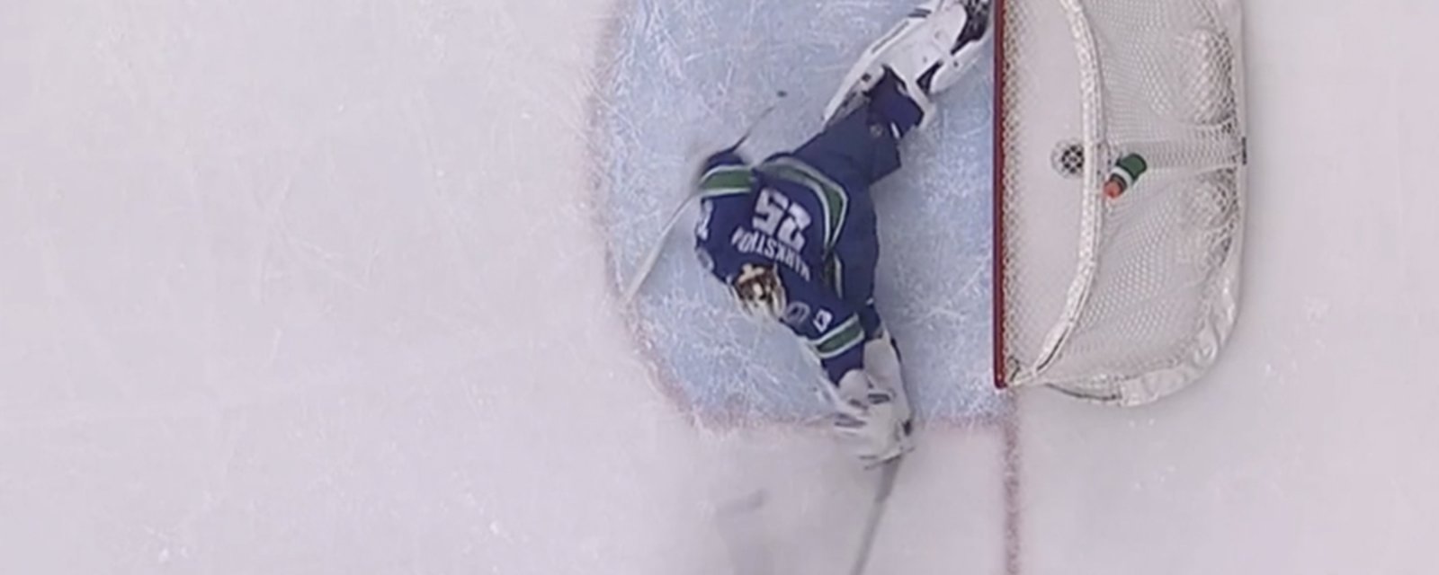 Must See: Markstrom ROBS Burrows on the doorstep