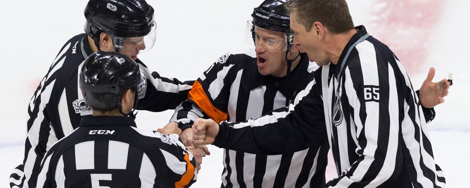 Breaking: NHL referees admit to in-game miscall!