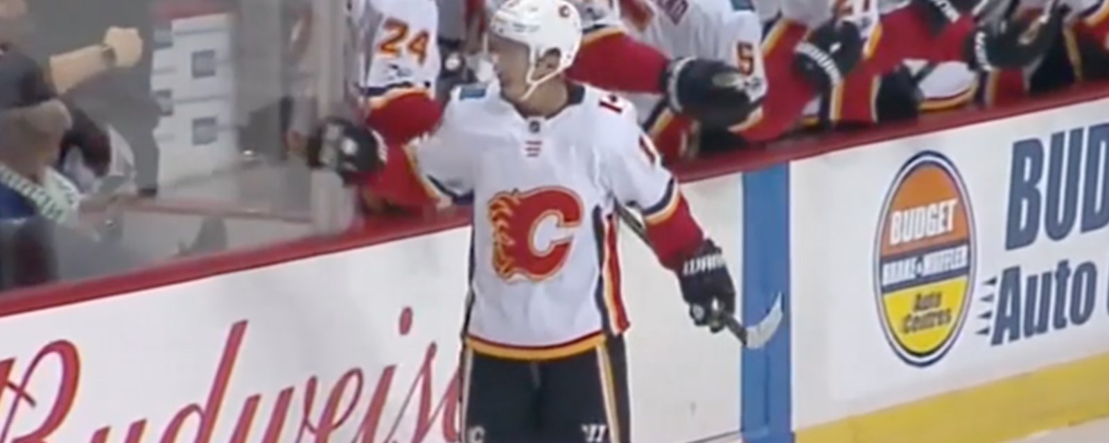 Must See: Gaudreau fist bumps fan after sniping on Canucks