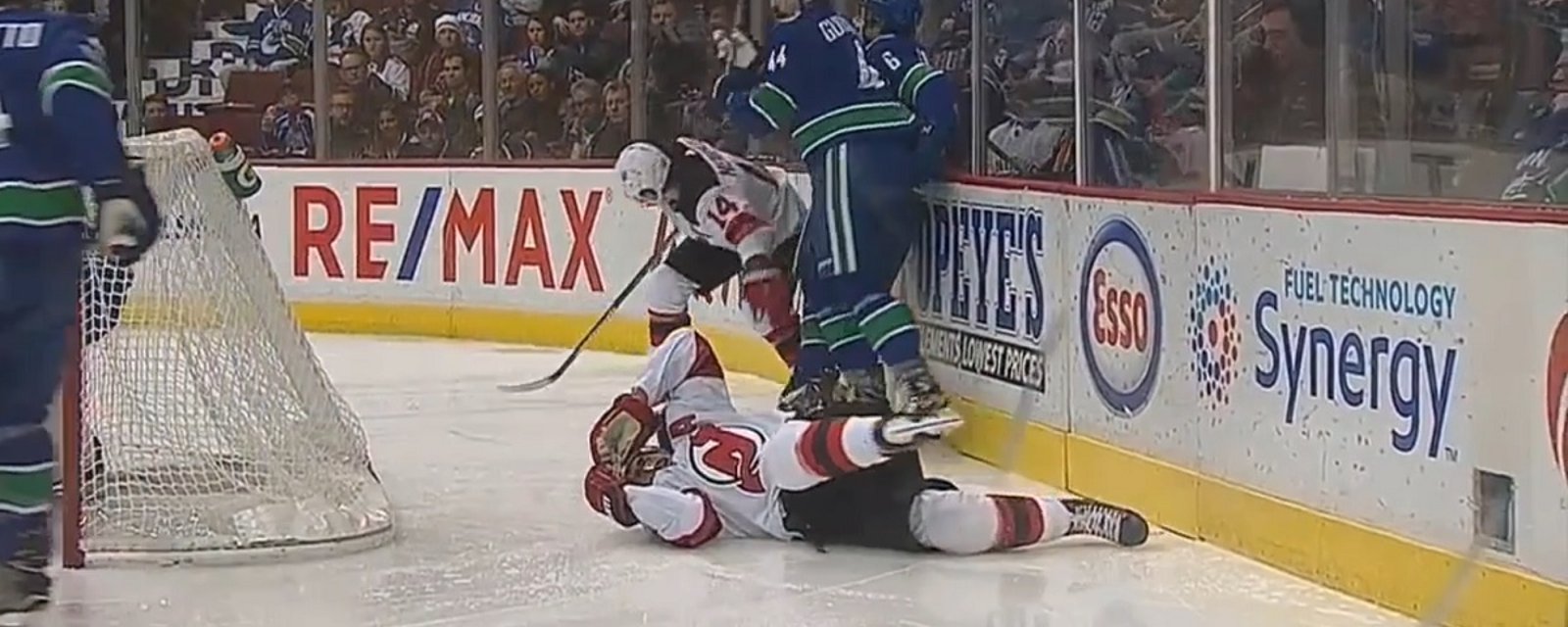 Breaking: NHL veteran leaves the game after sickening, head-first, crash into boards.