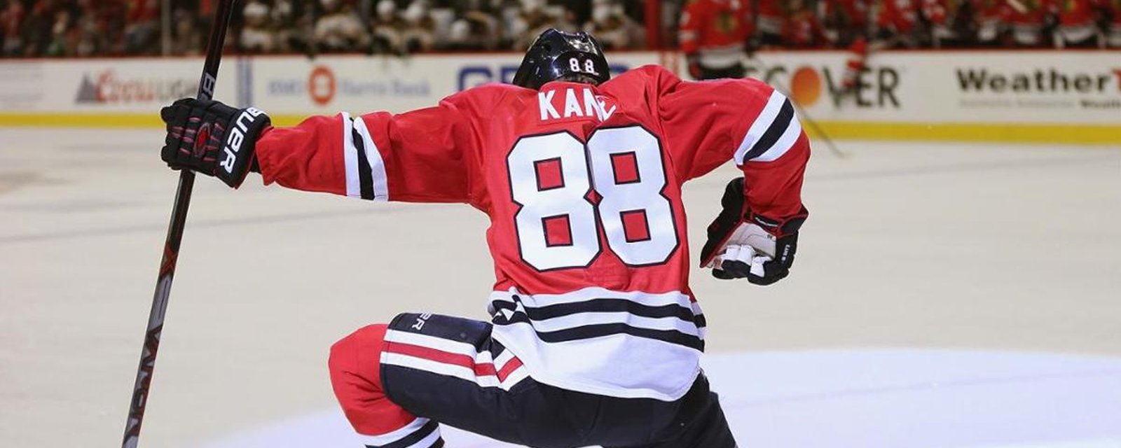 Must See: Patrick Kane has just recorded his 800th NHL point!