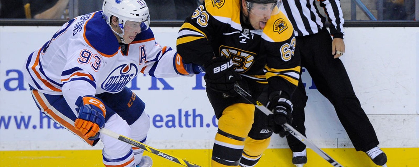 There is definitely something going on between the Bruins and Oilers! 
