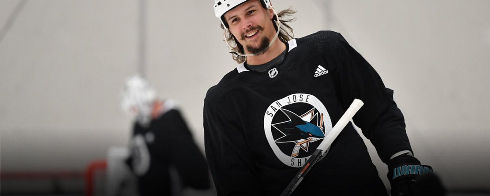 Report: CBA clause prevents Sharks from signing Karlsson