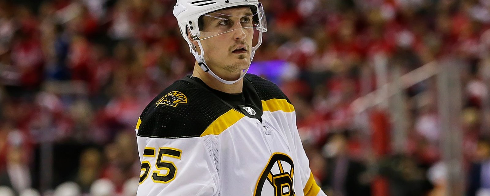 Bruins forward shares his terrible loss during hockey fights cancer month.