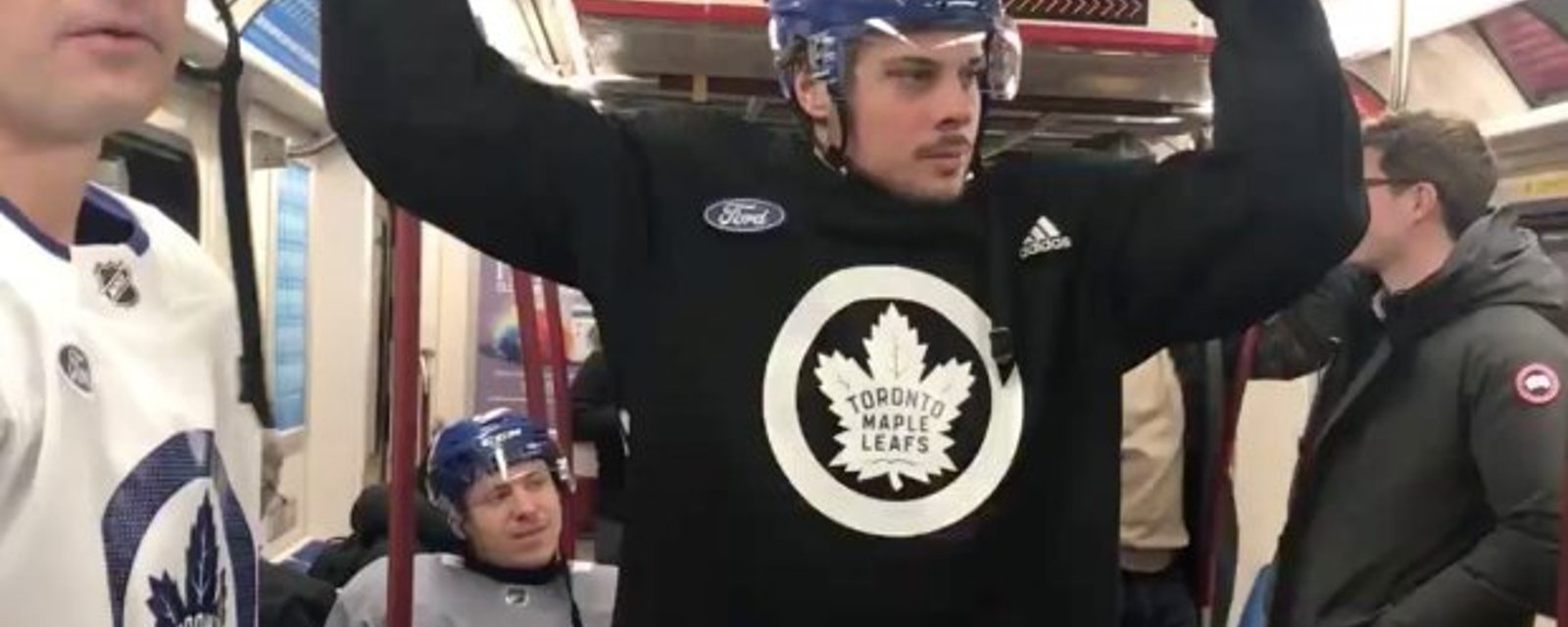 Leafs take the subway to get to their outdoor practice in Toronto