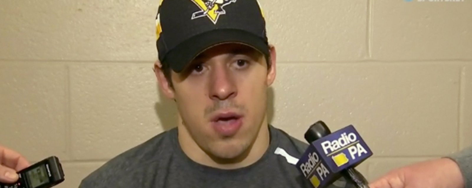 Flyers fans outraged over Malkin’s defense of vicious stick swinging incident