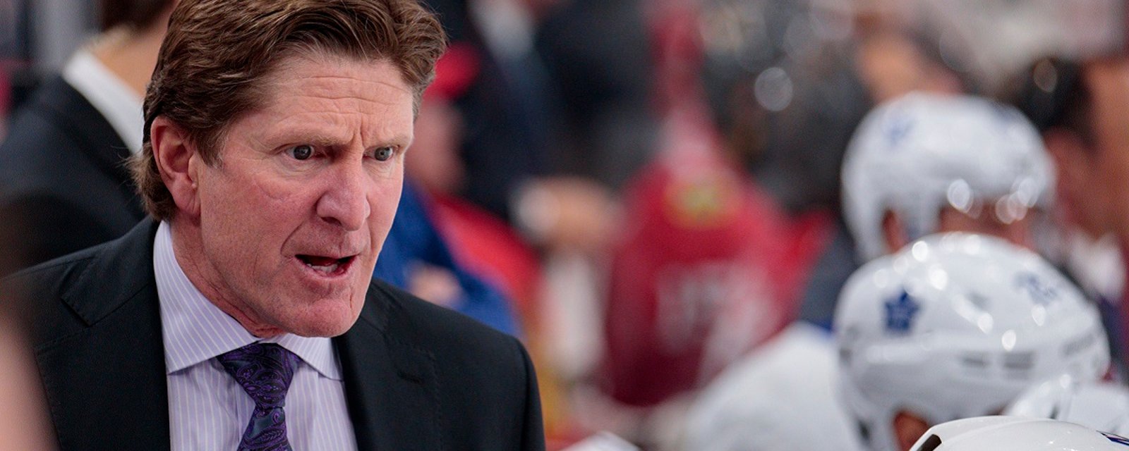 Leafs head coach Mike Babcock comes to the defense of Islanders' fans.