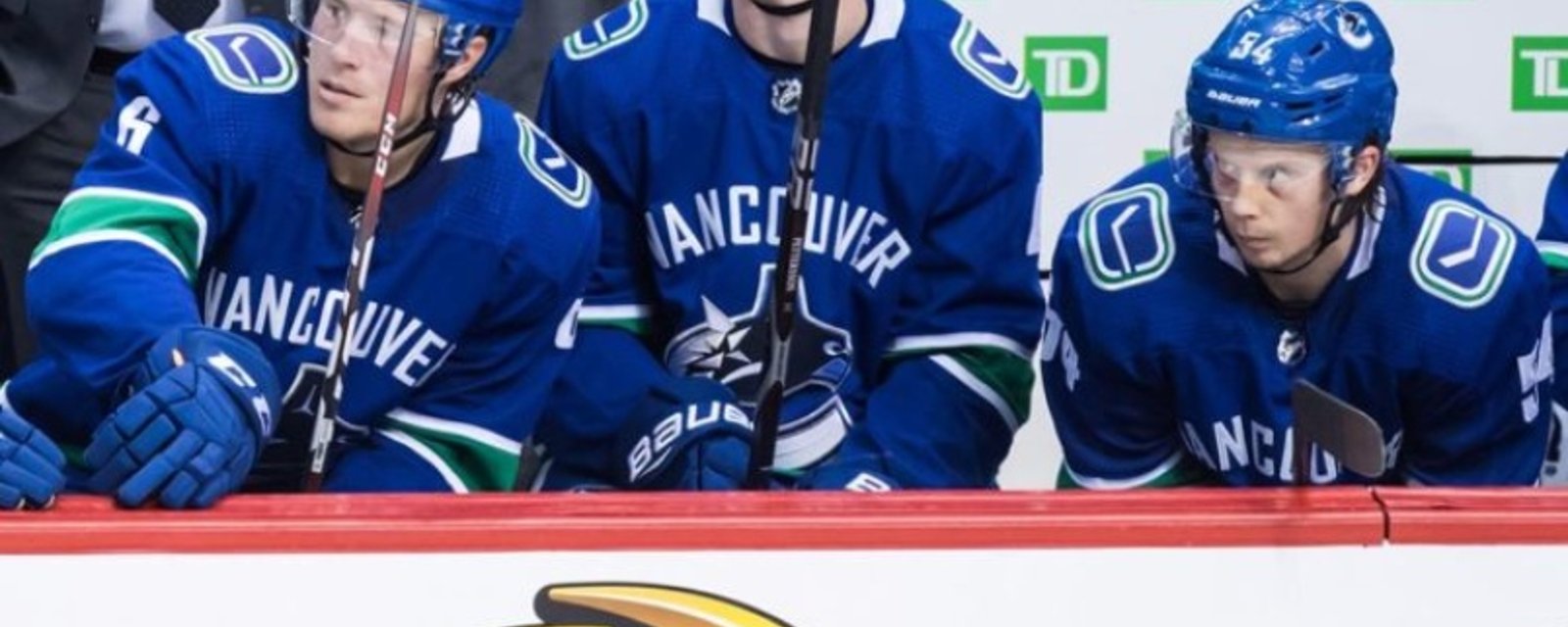 Newly traded player needs to shut down social media due to hateful messages from Canucks fans! 