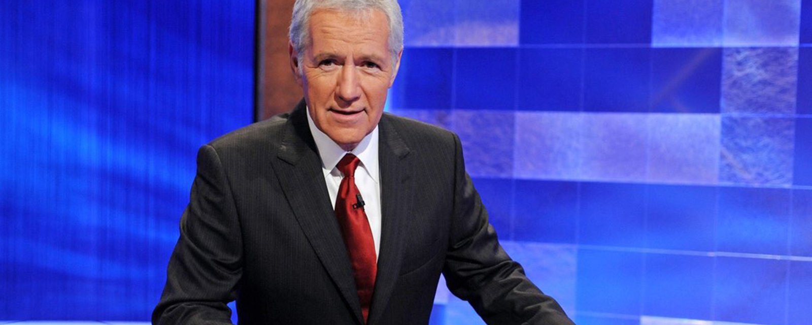 Jeopardy host, proud Canadian and lifelong hockey fan Alex Trebek announces that he has stage 4 cancer