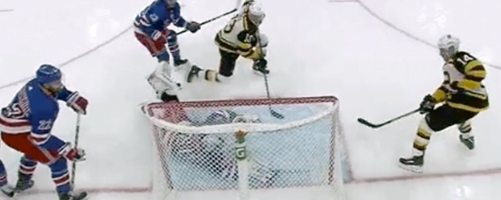 Lundqvist absolutely robs Bruins’ Wagner with a diving paddle save
