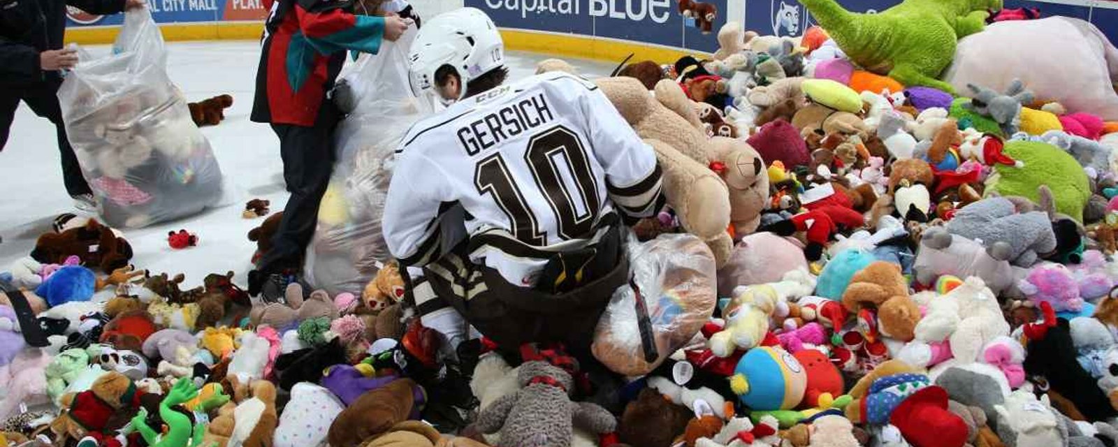 ICYMI: Hockey fans set a world record in epic Teddy Bear Toss.
