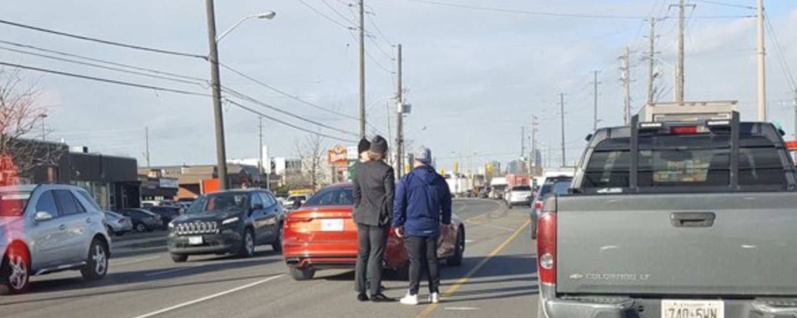 Update: Photos from car crash involving Nylander and Kapanen released