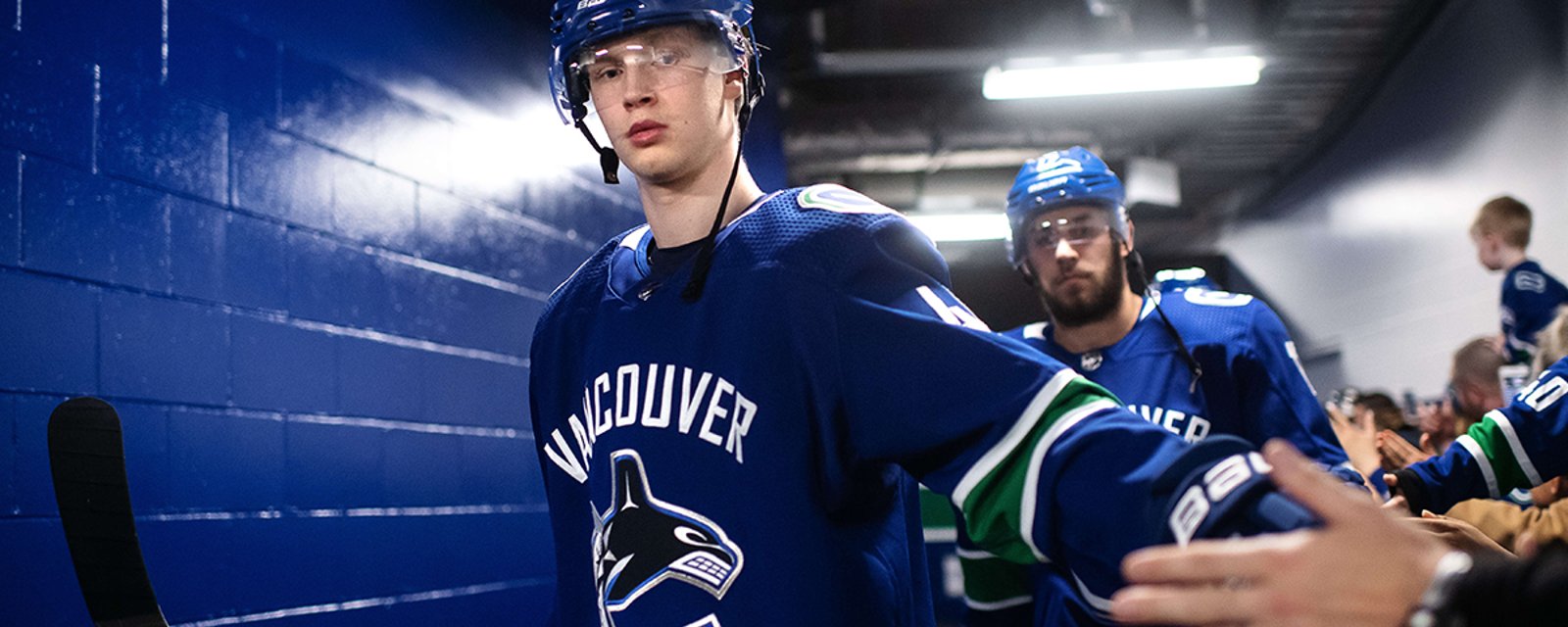 Canucks rookie Pettersson earns $425,000 in one day
