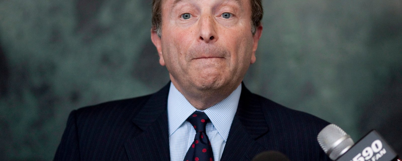 NHL and commissioner Bettman accused of being cheap skates! 