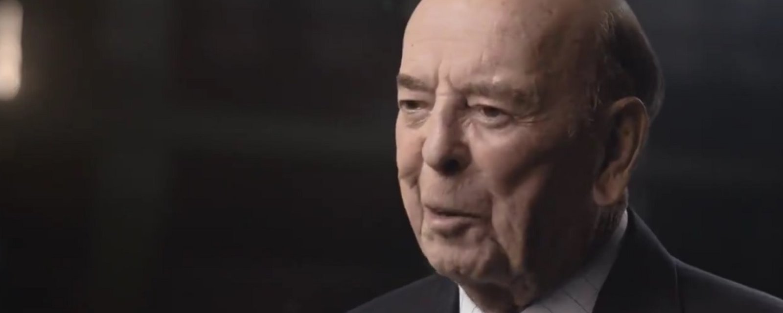 Hockey Night in Canada honors Bob Cole with a moving tribute.