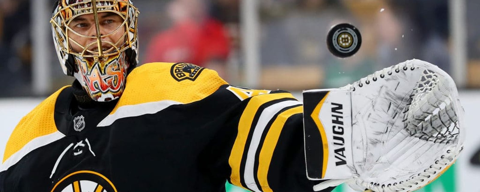 Fans blame Rask for Game 1 loss; Bruins refuse to throw him under the bus