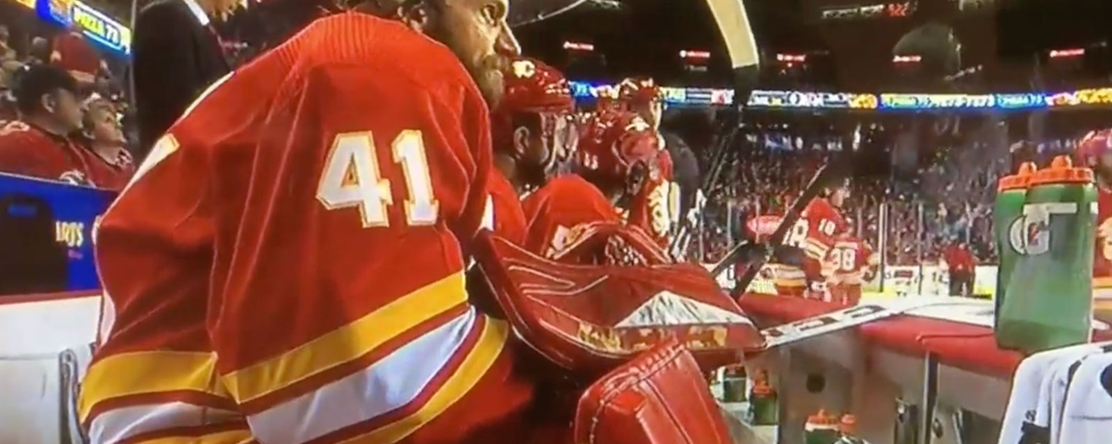 Mike Smith pulls new never seen before move during Game 1 