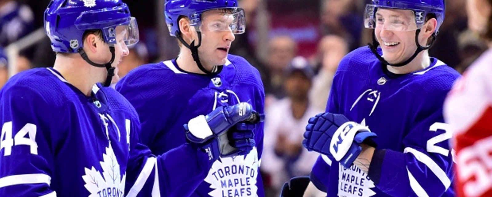 Breaking: Leafs defenseman out 6 months after shoulder surgery