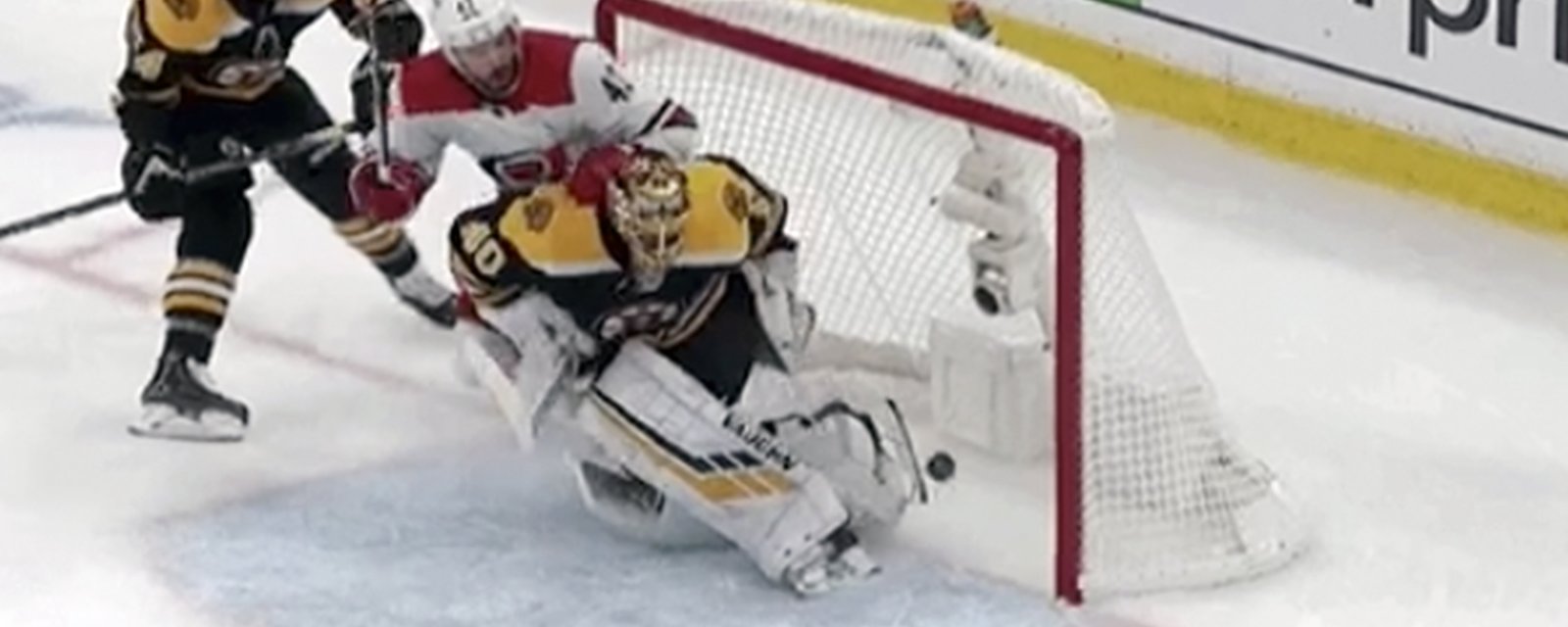 Controversial call in Boston gives Hurricanes the lead