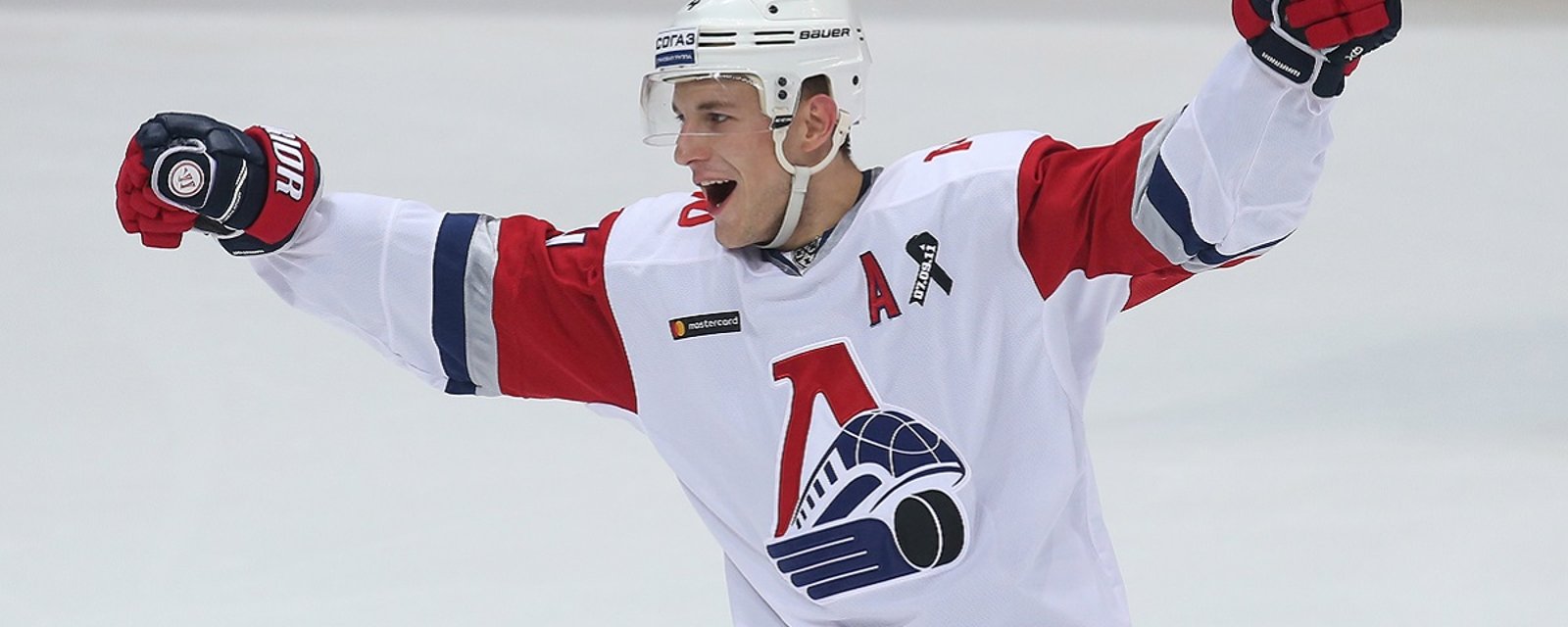 KHL defenseman Alexander Yelesin has signed with an NHL team.