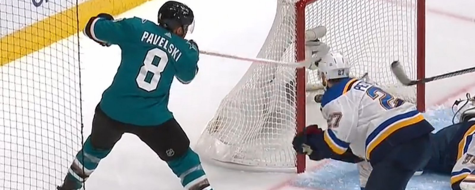 Pavelski juggles his own rebound in midair, TWICE, to score in Game 1.