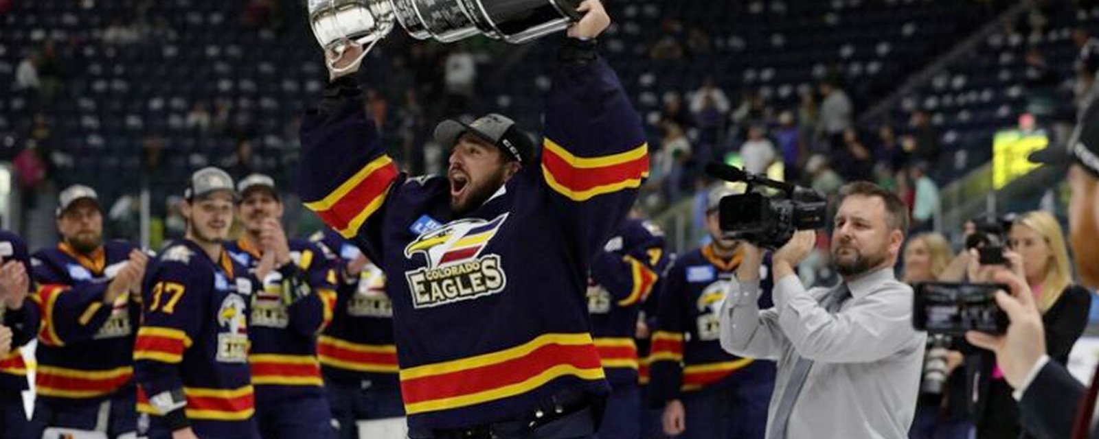ECHL champions refuse to return the Cup!