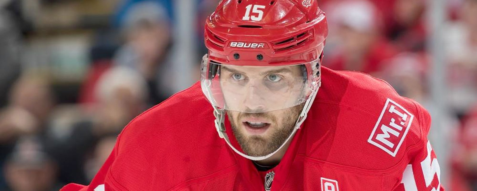 Riley Sheahan signs one year deal with Canadian team