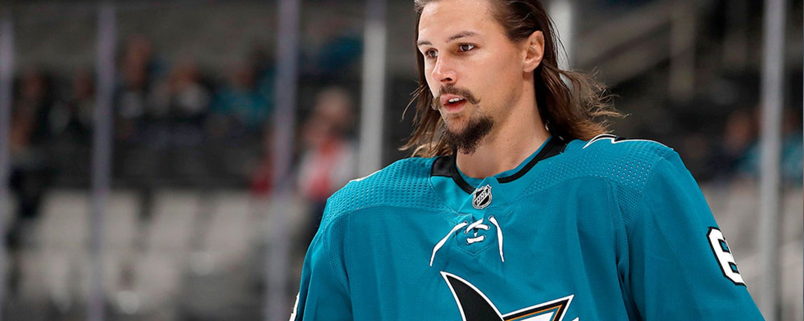 Sharks pull Karlsson out of lineup moments before puck drop for “personal reasons”