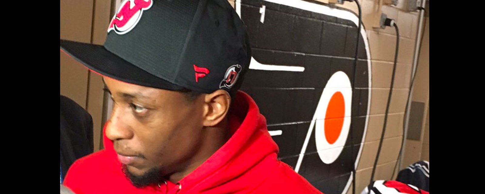 An emotional Wayne Simmonds opens up about being dumped by the Flyers