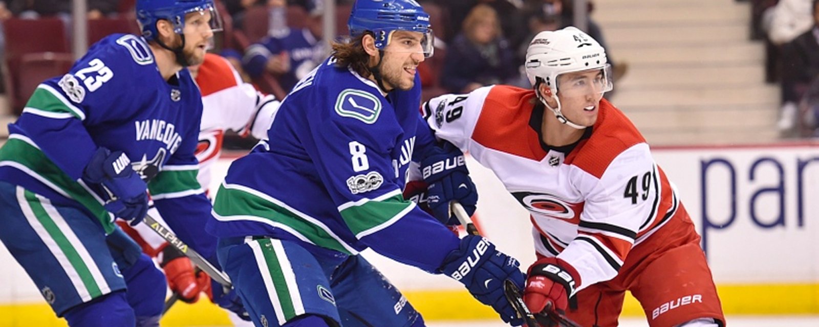 Report: Canucks close to signing one veteran, shopping another on trade market