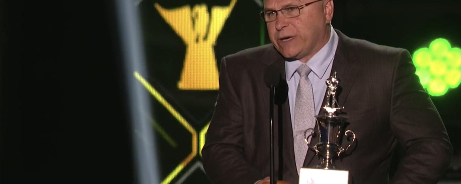 Breaking: The Jack Adams Award goes to Barry Trotz