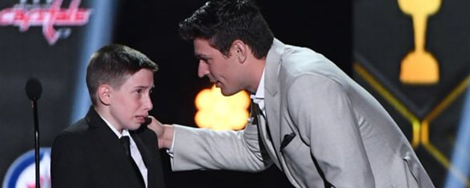 Carey Price wore his wife's panties on stage at the NHL Awards