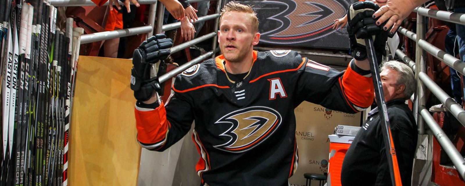 Corey Perry speaks out, makes excuses for himself following Ducks’ buyout