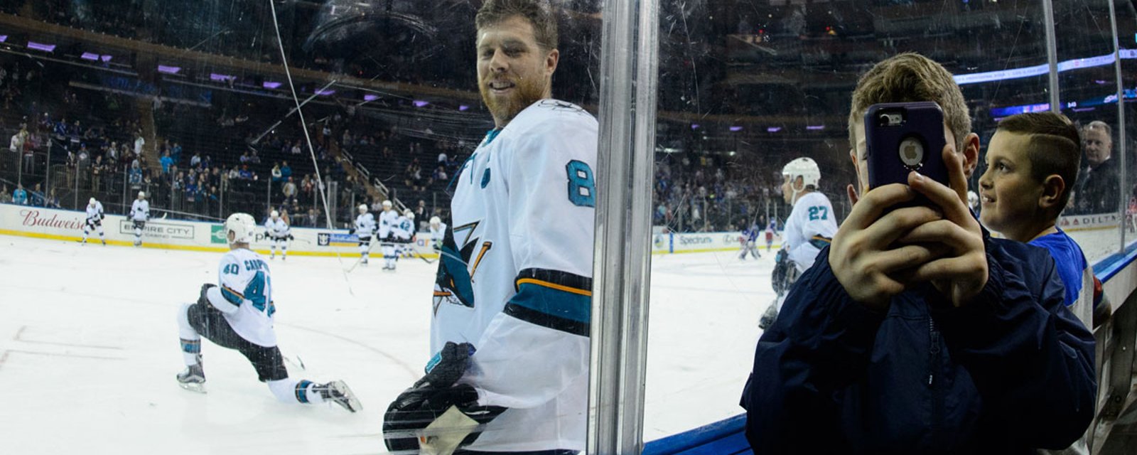 NHL fan listens in on Pavelski’s meeting with contender!
