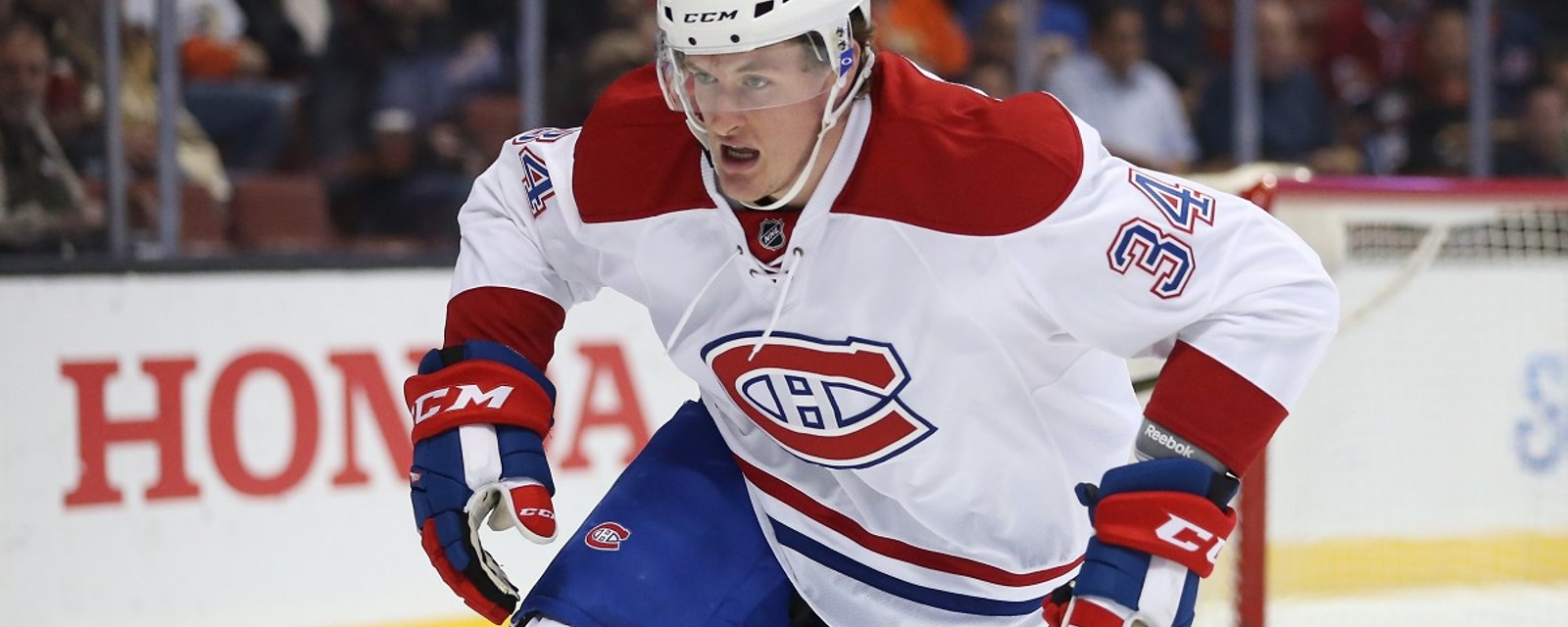 Canadiens reward draft disappointment Michael McCarron with another contract.