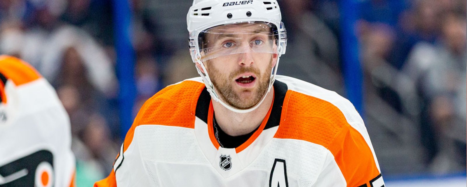 NHL veteran Andrew MacDonald finally signs a new contract