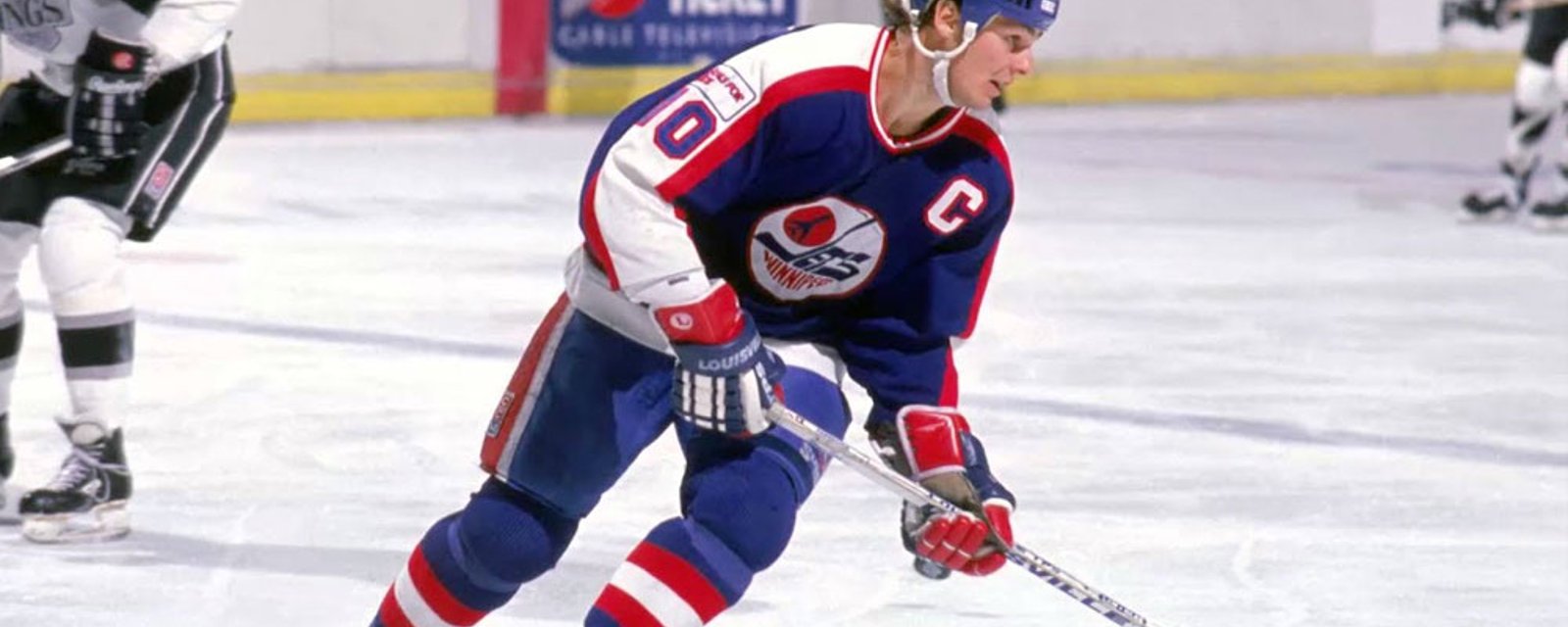 Dale Hawerchuk undergoing chemotherapy treatment for stomach cancer