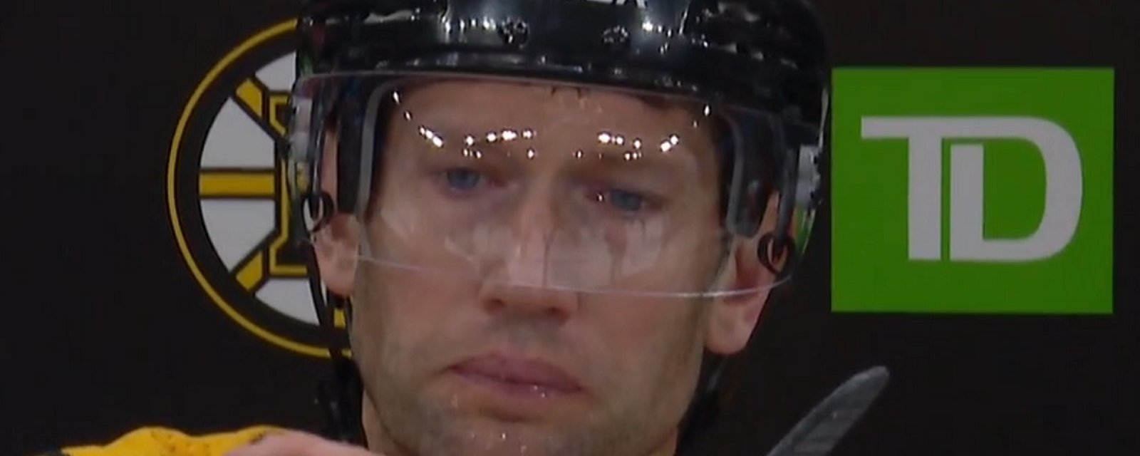 David Backes leaves the Bruins bench in tears after terrible injury to Scott Sabourin.
