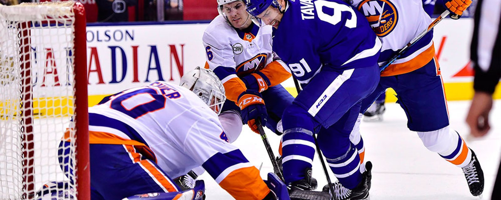 Leafs look to get back in the win column against the red-hot Islanders