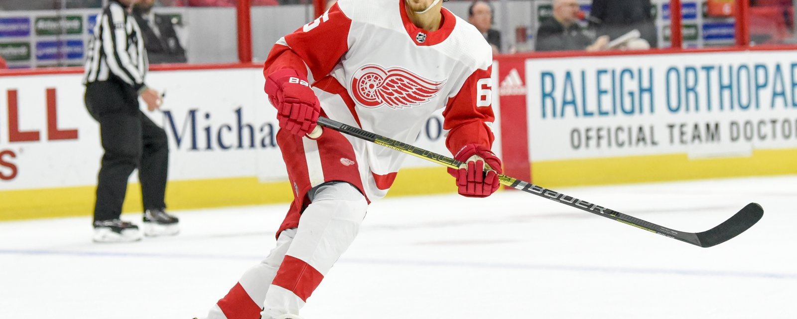 DeKeyser’s back injury will leave him sidelined for much longer than expected 