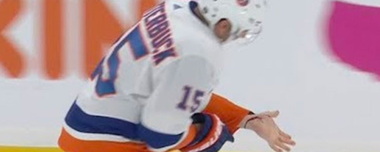 Isles’ Clutterbuck rushed to hospital after wrist gets cut by skate blade! 