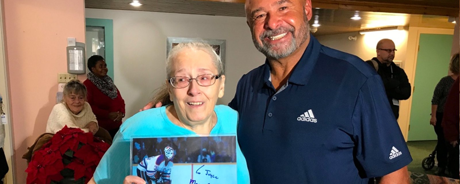 Senior asks for an autographed Grant Fuhr photo and gets a surprise visit from the Oilers legend himself
