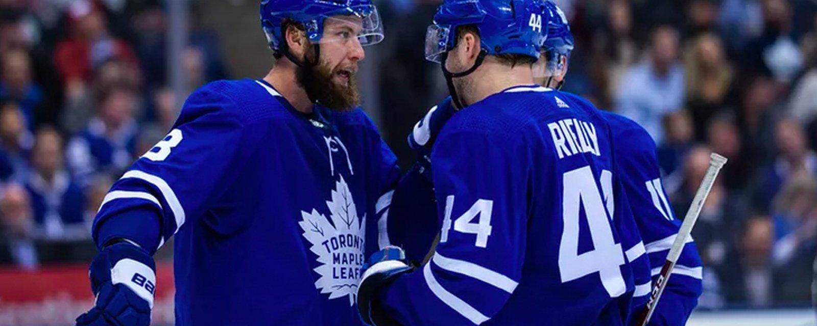 Rumor: Leafs taking trade calls on rentals Barrie and Muzzin
