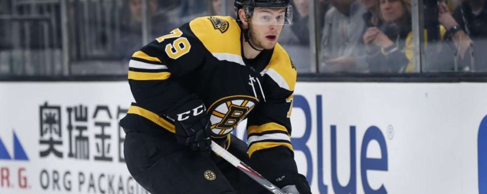Bruins extend Jeremy Lauzon