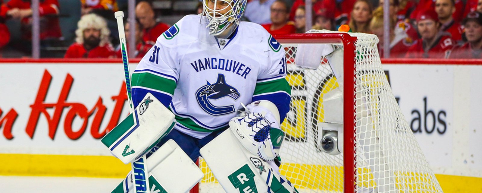 Eddie Lack officially retires from professional hockey