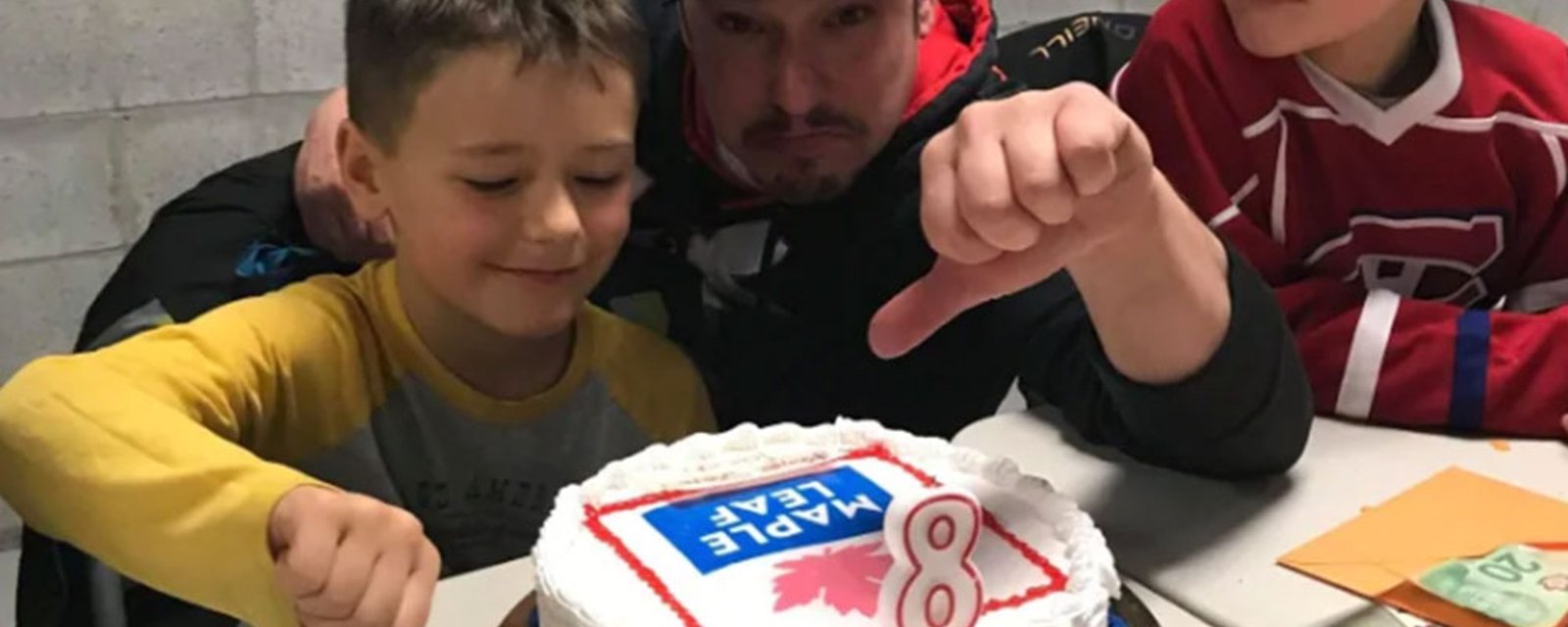 Jacob wanted a Leafs cake for his 8th birthday, Quebec bakery uses Maple Leaf Foods logo instead