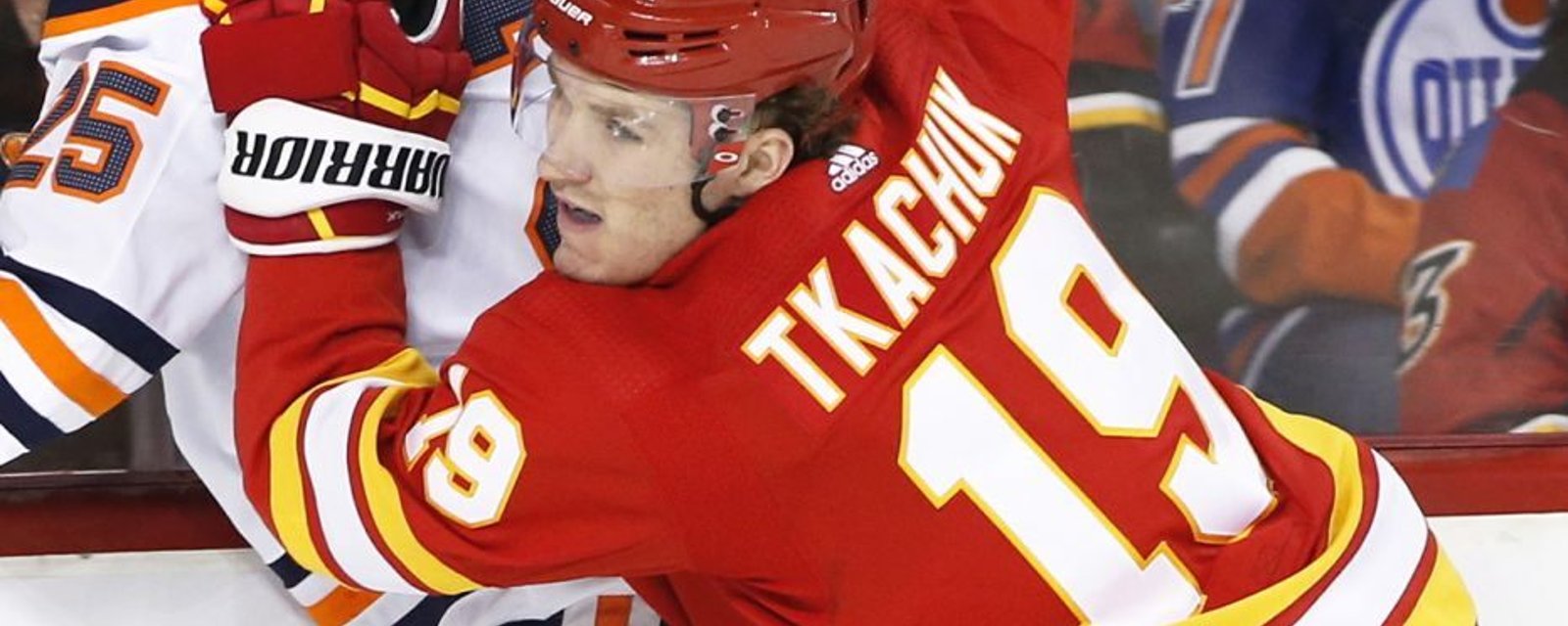 Flames fans start GoFundMe to put up Tkachuk billboards in Edmonton