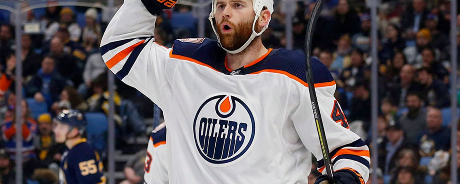 Kassian signs new contract with Oilers just hours ahead of Battle of Alberta