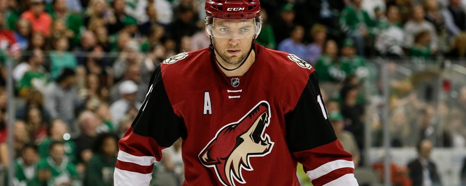Martin Hanzal will retire as a result of his back injury.