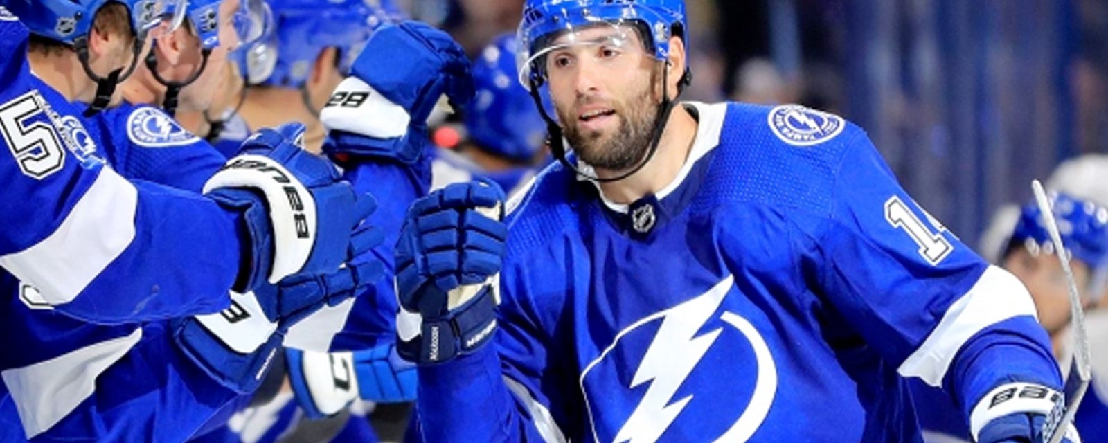 Pat Maroon goes against NHL protests, shows his support for murdered St. Louis police officer 